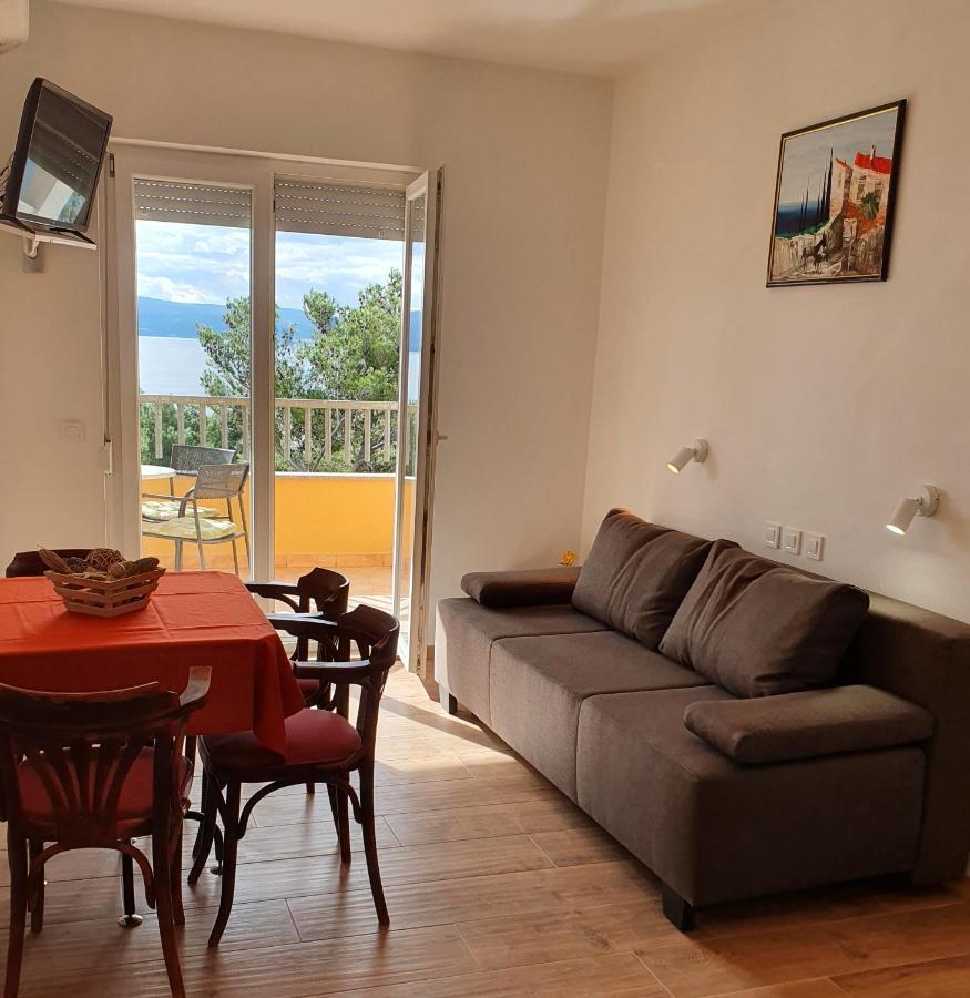 Apartmani Babic Dugi Rat Buitenkant foto